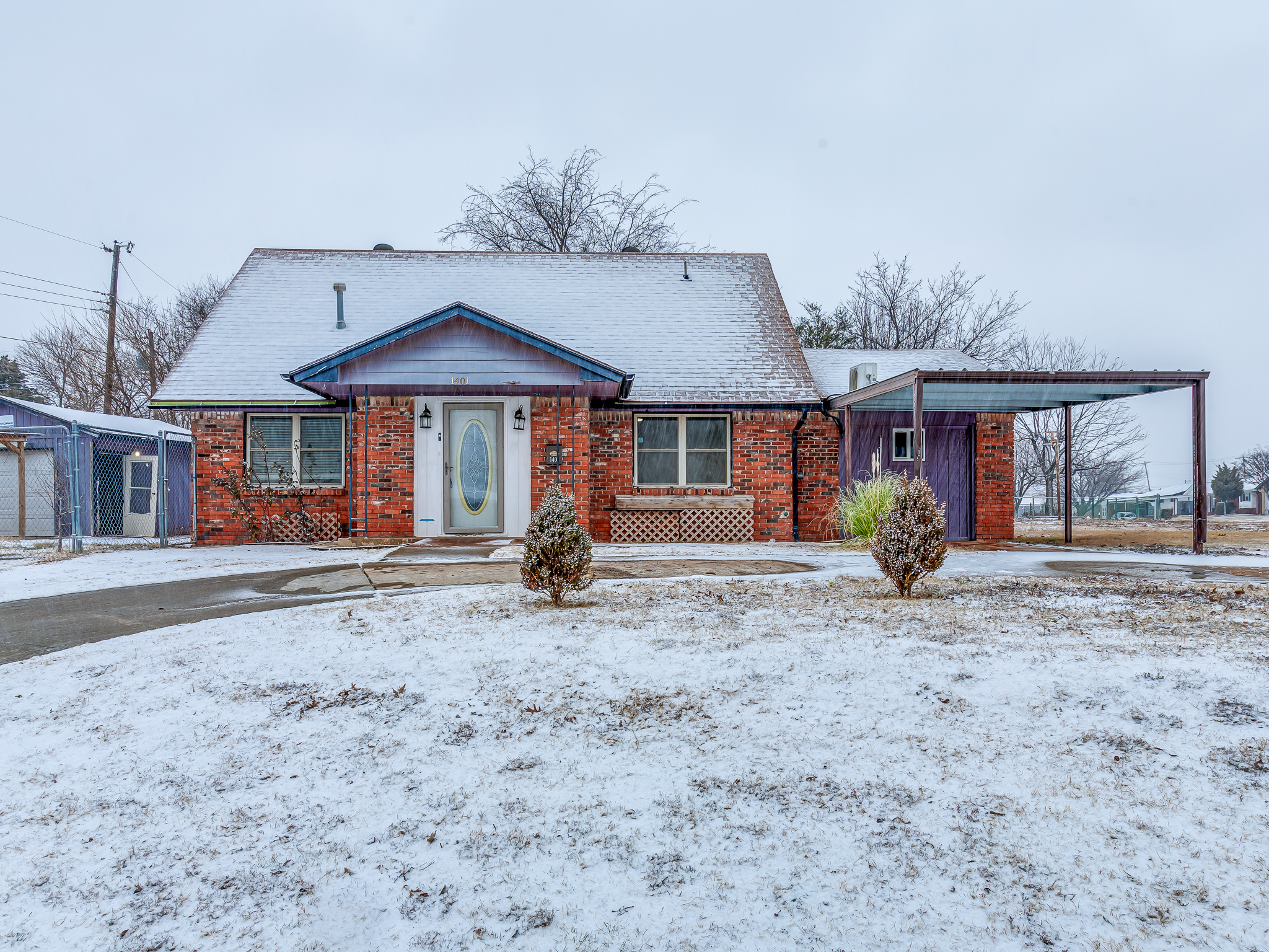 1401 North Nail Parkway